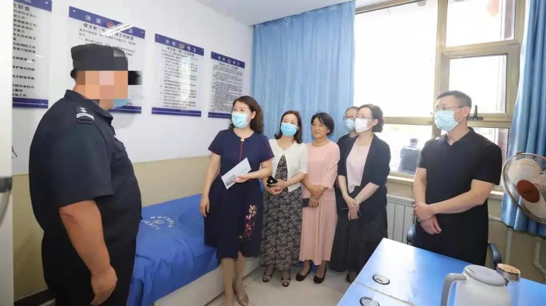 【走访慰问】锦州市妇婴医院“七一”前夕开展走访慰问活动