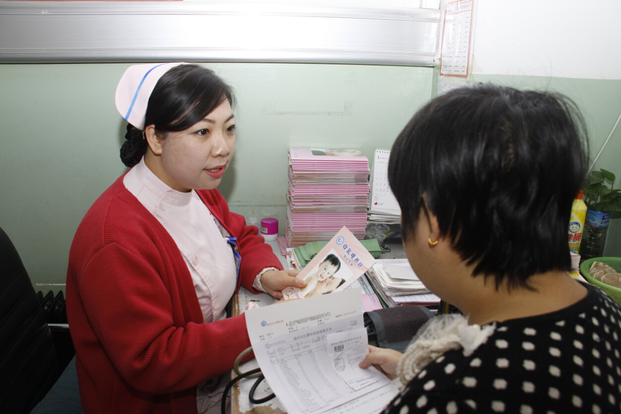 “母婴健康，为爱坚持”——世界母乳喂养周专题报道