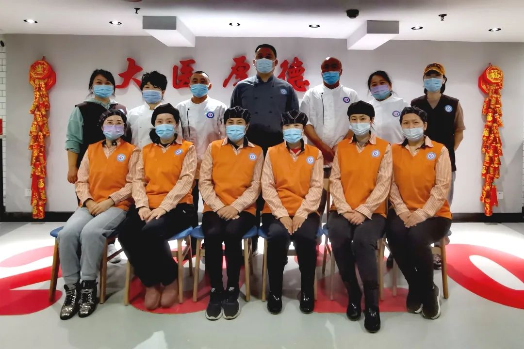 【同心抗疫】事无大小 责有攸归——平凡岗位上的妇婴食堂人