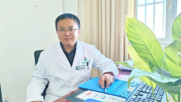 【援疆纪实】援疆儿科医生邵刚：用爱与责任守护边疆儿童健康