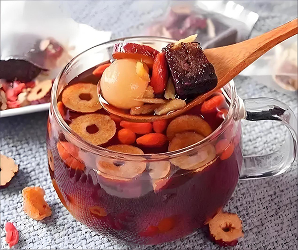 【中医科普】小雪后手脚冰、吃凉就泻？中医4招温补藏阳，安稳过寒冬